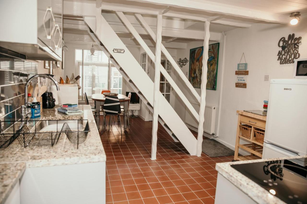Seatown, Beautiful Townhouse In Central เวย์มัธ ภายนอก รูปภาพ